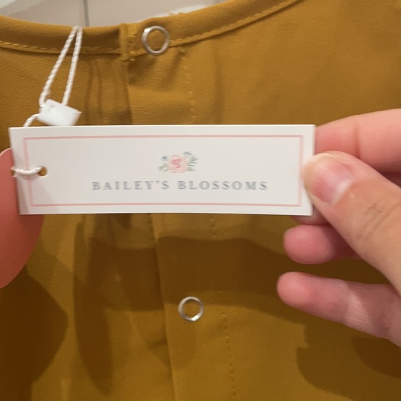 Baileys Blossoms Rust Romper - Picture 3 of 6